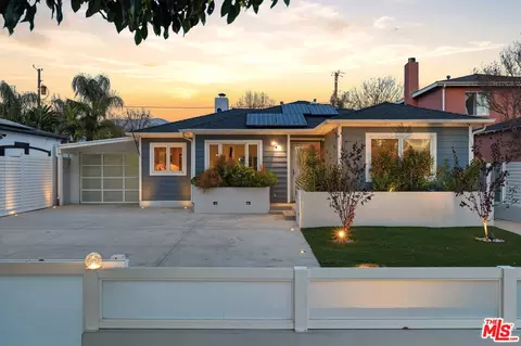 416 N Reese Pl, Burbank, CA 91506