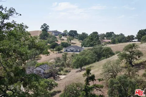 View/Area - 30460 Horsethief Dr, Tehachapi, CA 93561 photo 6 of 6