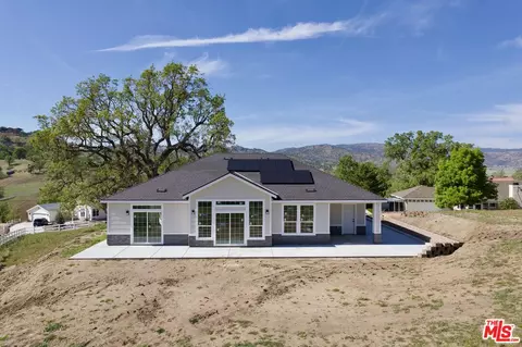 Exterior - 28701 Delaware Dr, Tehachapi, CA 93561 photo 2 of 4