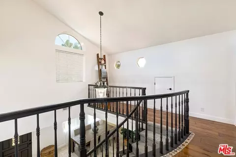 3813 Cedar Ave, Long Beach, CA 90807 photo 18