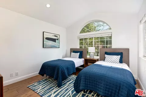 3813 Cedar Ave, Long Beach, CA 90807 photo 24