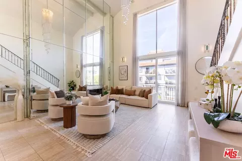 24 Northstar St, Marina Del Rey, CA 90292