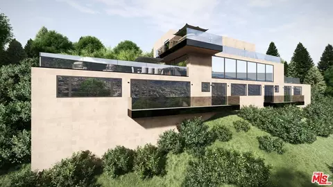 7315 W Pyramid Pl, Los Angeles, CA 90046