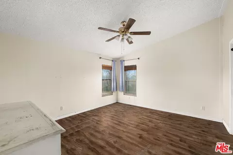 6425 Smoke Tree Rd, Phelan, CA 92371 photo 12