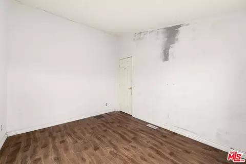 Bedroom - 6425 Smoke Tree Rd, Phelan, CA 92371 photo 2 of 5