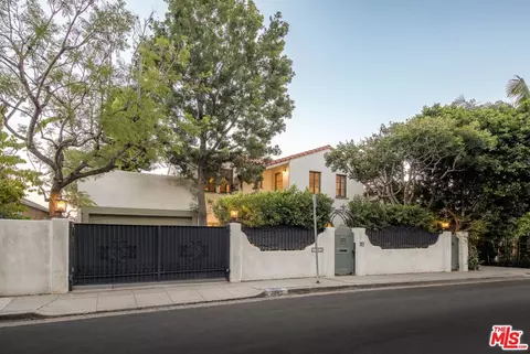 1982 N Normandie Ave, Los Angeles, CA 90027