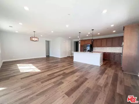 264 Rose St, Fillmore, CA 93015 photo 3
