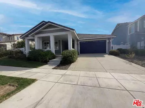 264 Rose St, Fillmore, CA 93015
