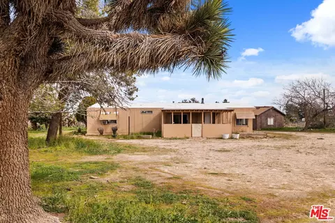 4388 Amador Rd, Phelan, CA 92371