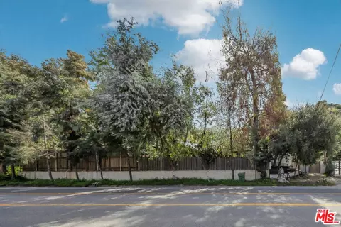 8600 La Tuna Canyon Rd, Sun Valley, CA 91352