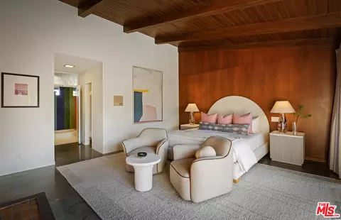 Bedroom - 9440 Gallatin Rd, Downey, CA 90240 photo 2 of 8