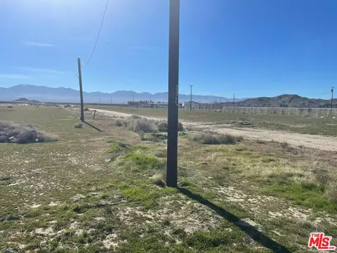 18468 E Ave O, Palmdale, CA 93591 photo 6