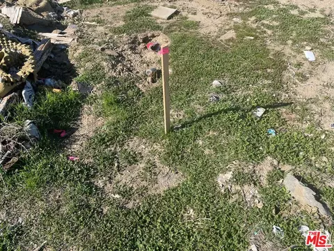 18468 E Ave O, Palmdale, CA 93591 photo 12