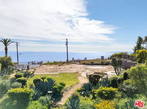 21535 Deerpath Ln, Malibu, CA 90265 photo 2