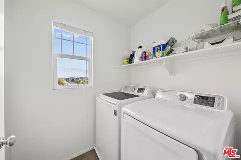 669 Seine River Way, Oxnard, CA 93036 photo 34