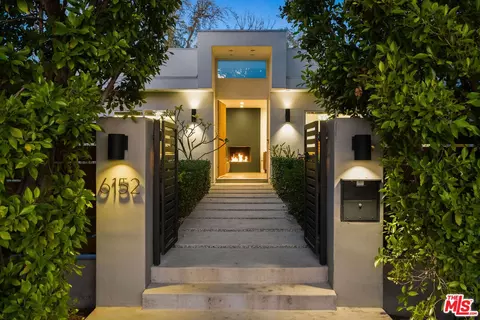 6152 Saint Clair Ave, North Hollywood, CA 91606