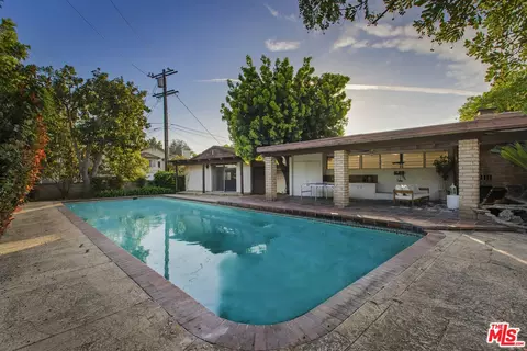 Exterior - 2334 S 3rd Ave, Arcadia, CA 91006 photo 16 of 18