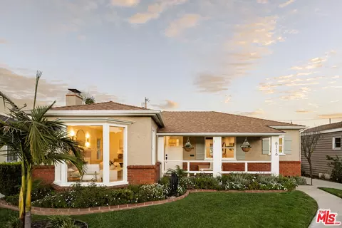8116 Truxton Ave, Los Angeles, CA 90045