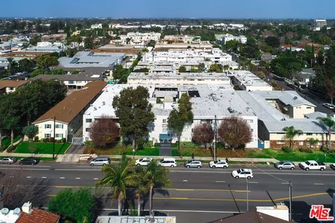 13951 Moorpark St, Sherman Oaks, CA 91423