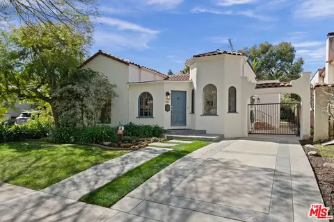 221 S Almont Dr, Beverly Hills, CA 90211