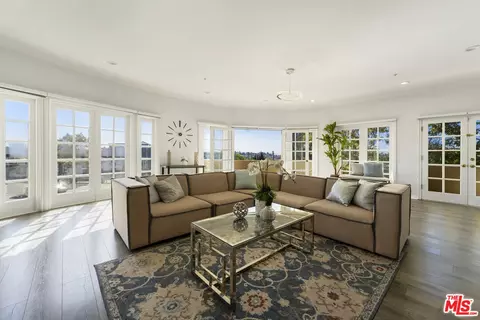 1278 S Camden Dr #202, Los Angeles, CA 90035