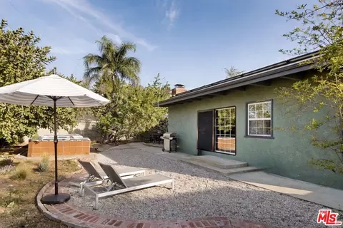 19021 Erwin St, Tarzana, CA 91335 photo 29