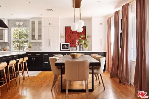 19021 Erwin St, Tarzana, CA 91335 photo 5
