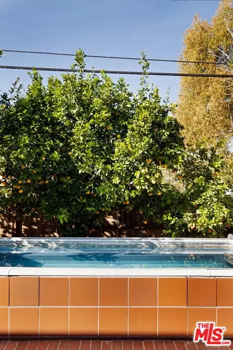 19021 Erwin St, Tarzana, CA 91335 photo 33