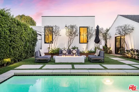4513 Radford Ave, Valley Village, CA 91607
