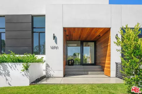 12731 Woodgreen St, Los Angeles, CA 90066