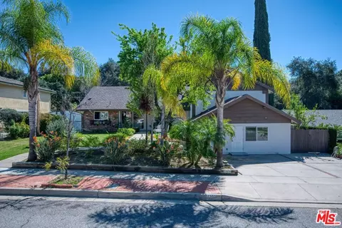 22650 Jameson Dr, Calabasas, CA 91302