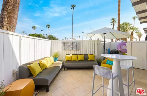 1111 E Palm Canyon Dr #107, Palm Springs, CA 92264