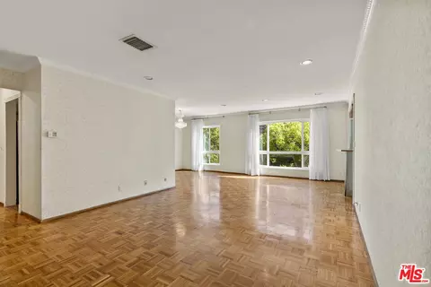 7300 Franklin Ave #447, Los Angeles, CA 90046