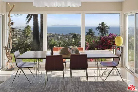 16906 Enchanted Pl, Pacific Palisades, CA 90272