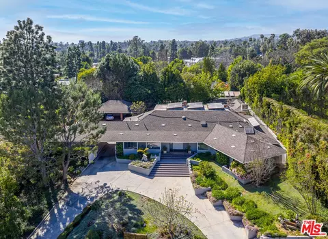 917 Oxford Way, Beverly Hills, CA 90210