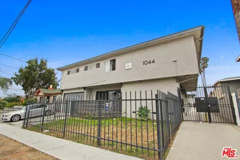 1044 W 110th St, Los Angeles, CA 90044