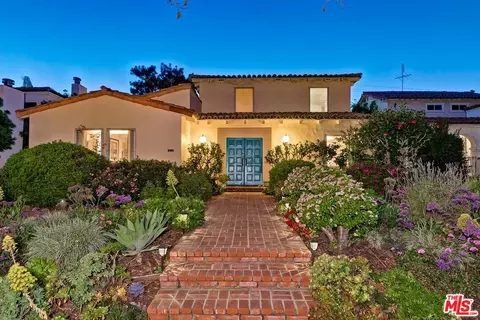 213 S Rodeo Dr, Beverly Hills, CA 90212