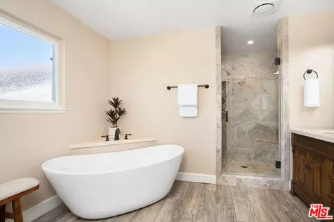 1218 Nonchalant Dr, Simi Valley, CA 93065 photo 24