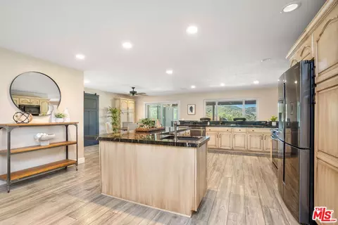 1218 Nonchalant Dr, Simi Valley, CA 93065 photo 9