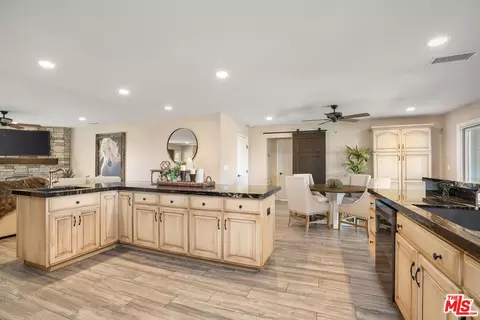 1218 Nonchalant Dr, Simi Valley, CA 93065 photo 13