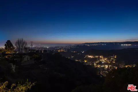 1645 Carla Rdg, Beverly Hills, CA 90210