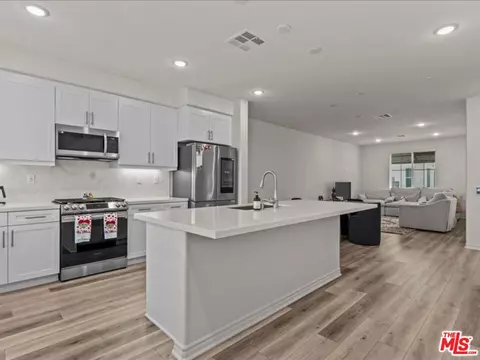 17923 Goodyear, Carson, CA 90746