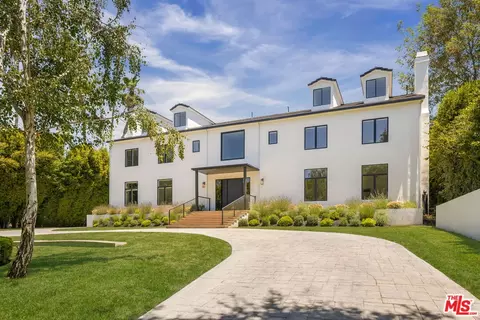 4322 Hayvenhurst Ave, Encino, CA 91436