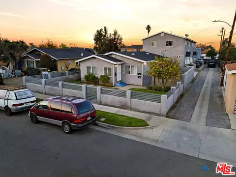 1213 W 93rd St, Los Angeles, CA 90044
