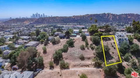 512 W Beech St, Los Angeles, CA 90065