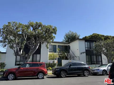 3794 Rosewood Ave, Los Angeles, CA 90066