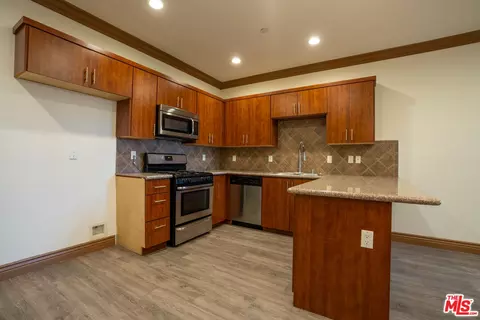 Kitchen - 7203 Rubio Ave, Van Nuys, CA 91406 photo 1 of 1