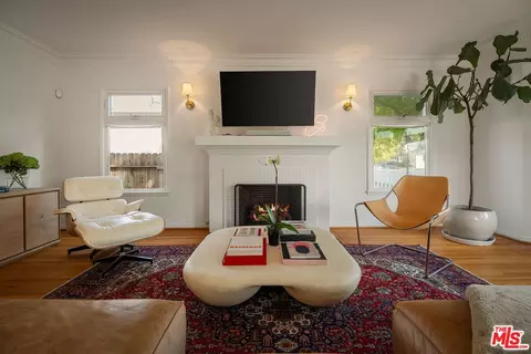 1851 Stearns Dr, Los Angeles, CA 90035