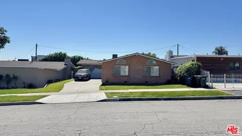 1846 W 117th St, Los Angeles, CA 90047