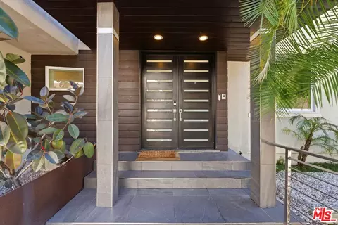 7546 Devista Dr, Los Angeles, CA 90046